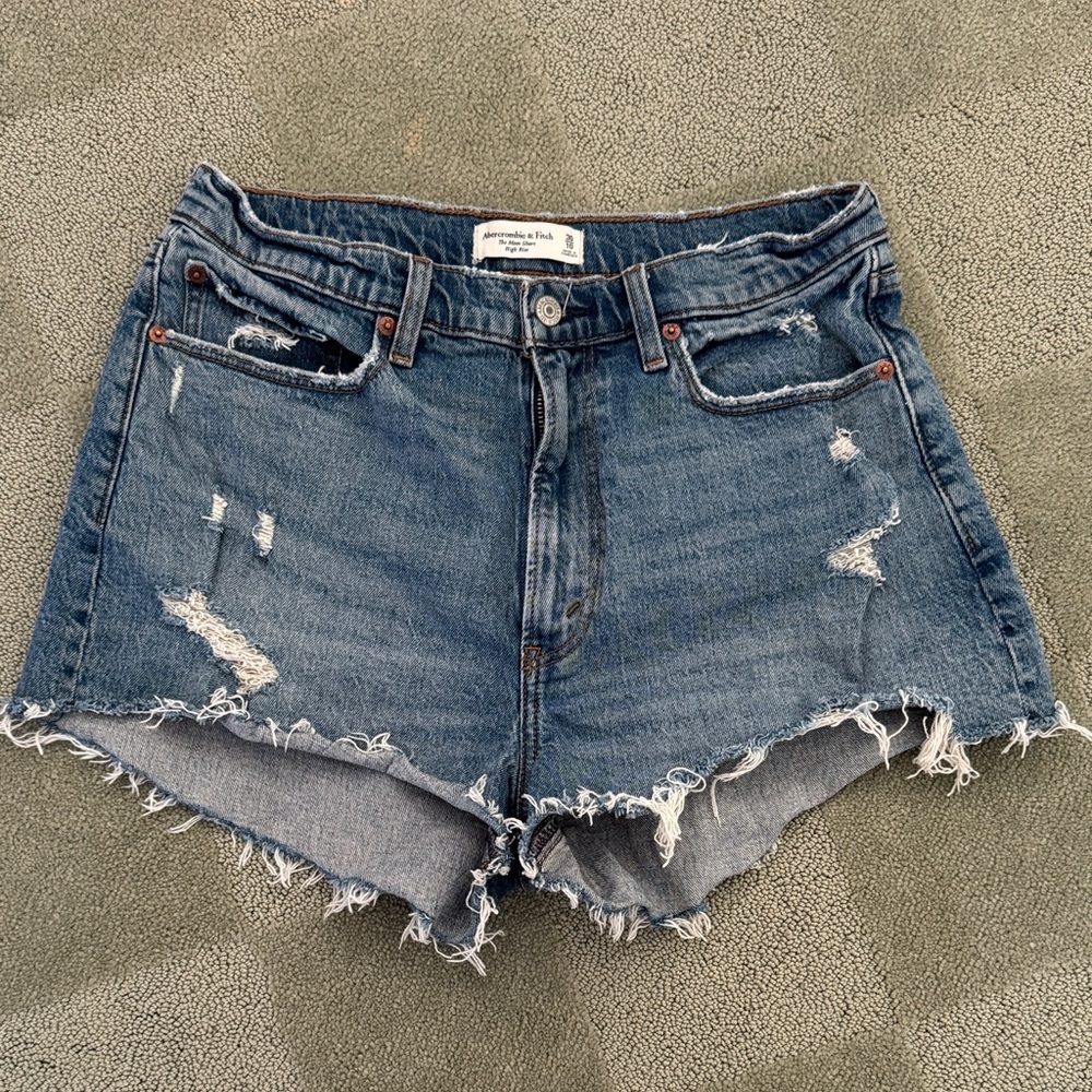Abercrombie High Rise Mom Short